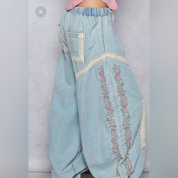 POL Denim - POL Lace Detail Floral Patchwork Embroidered Denim Pants *NWOT *M